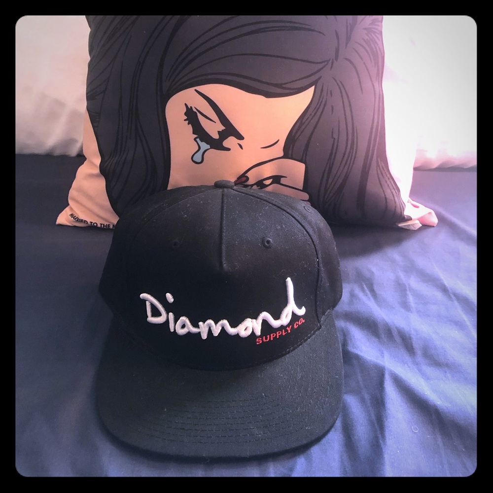 Diamond supply co snap back